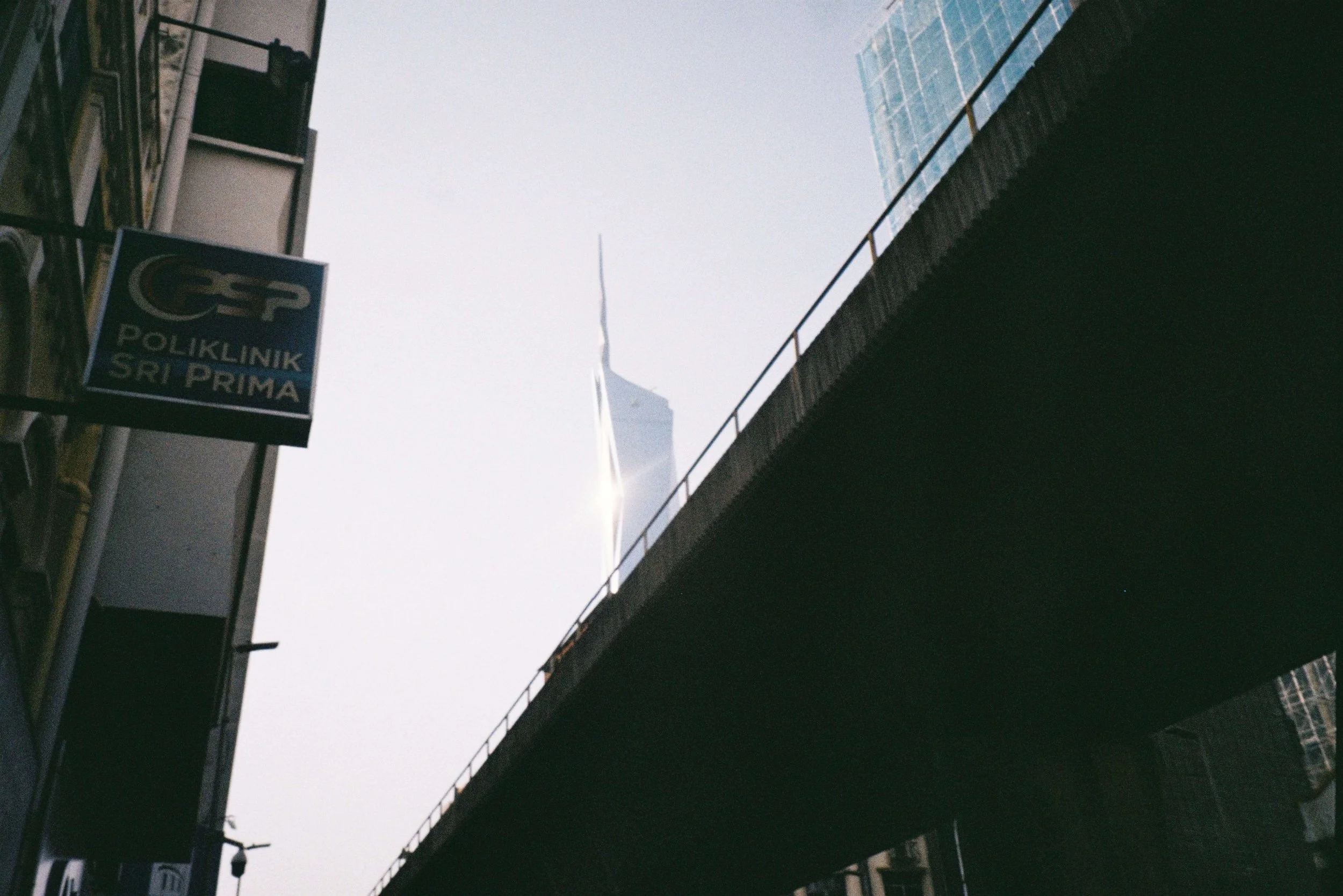 Street photograph 17 by Jeremy Yap